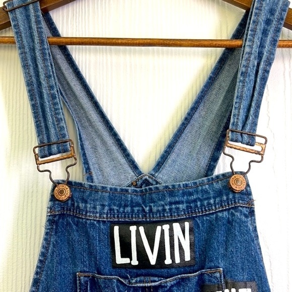 Forever 21 - Livin The Dream Patchwork Distressed Overalls Size 28 - Picture 11 of 15